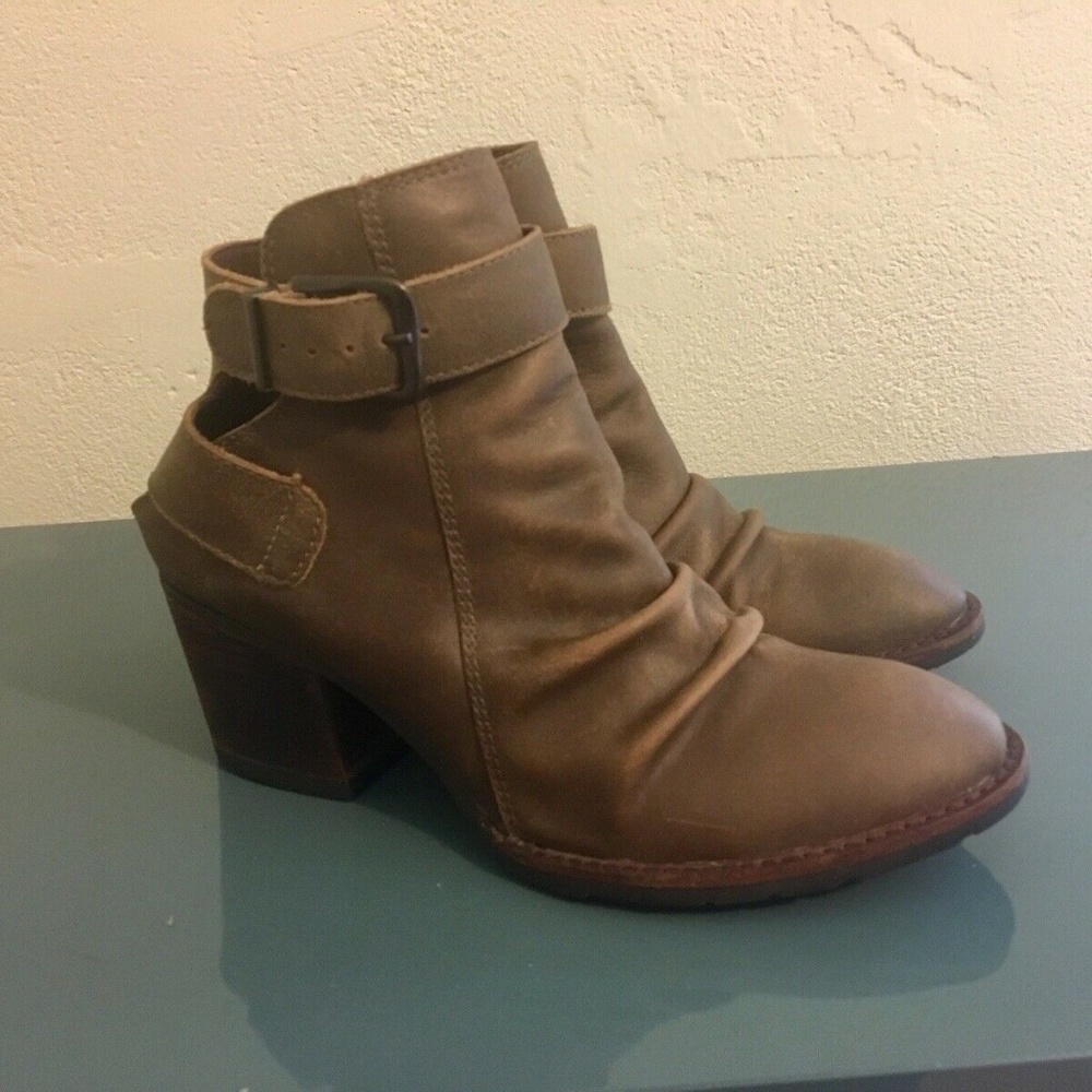 Matisse Distressed Brown Leather Biker Boots 8.5